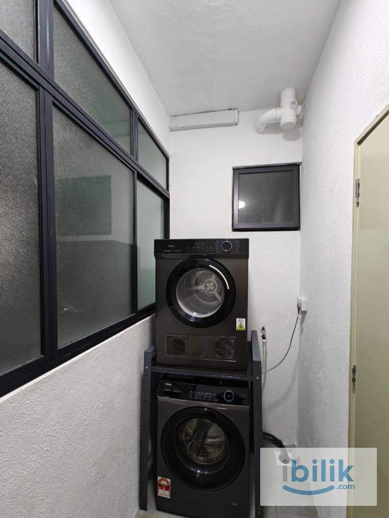 Balcony Room Medium  - Image 2