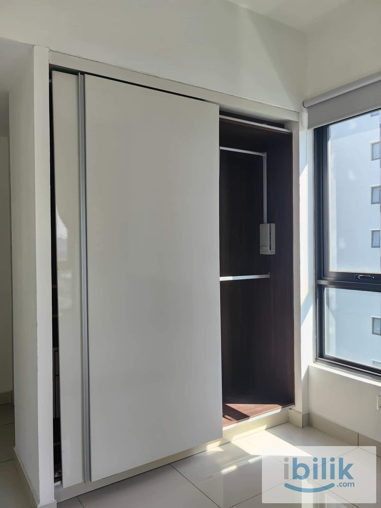 Master Bed Room - Image 3