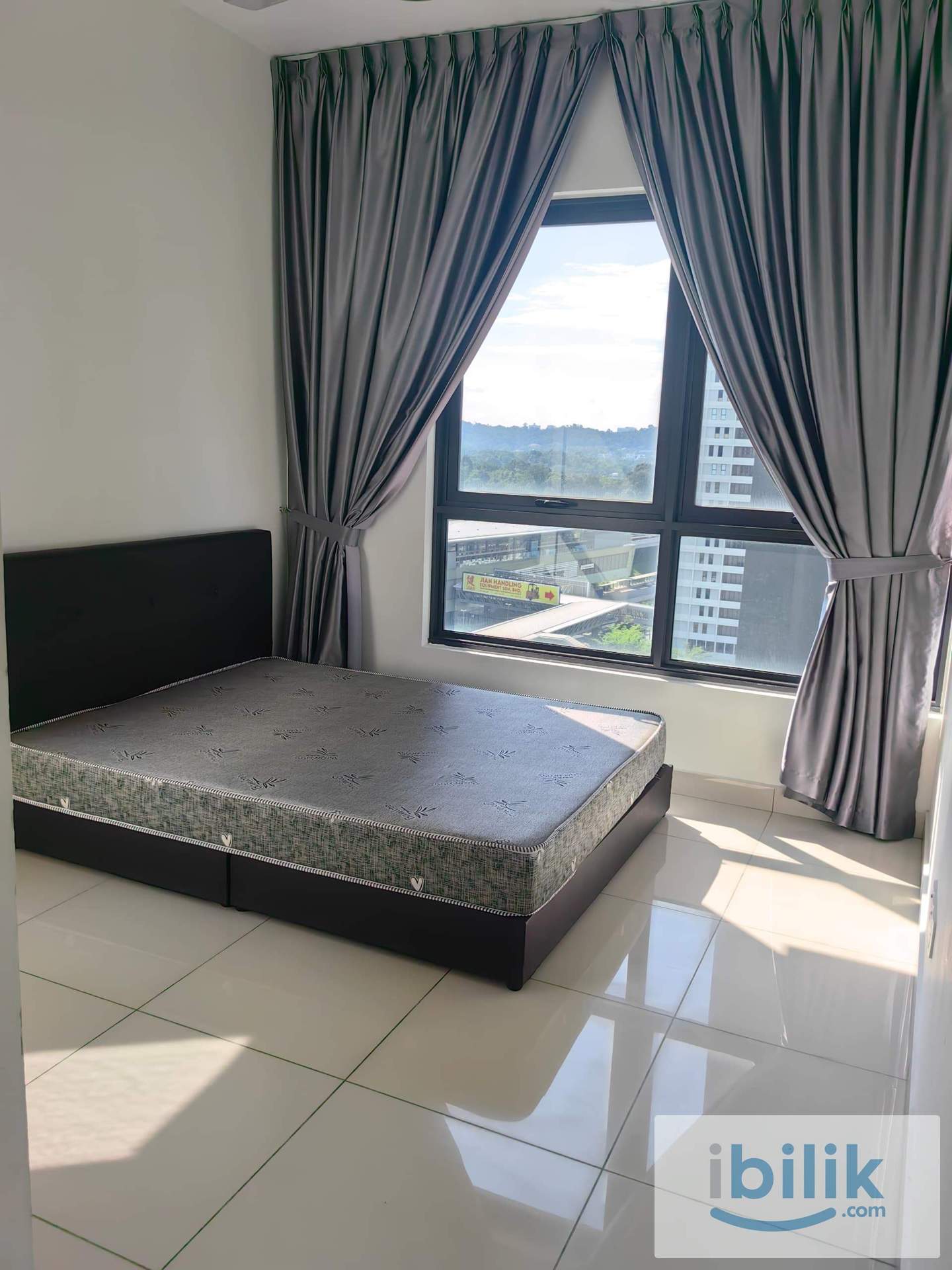 Master Bed Room - Image 2