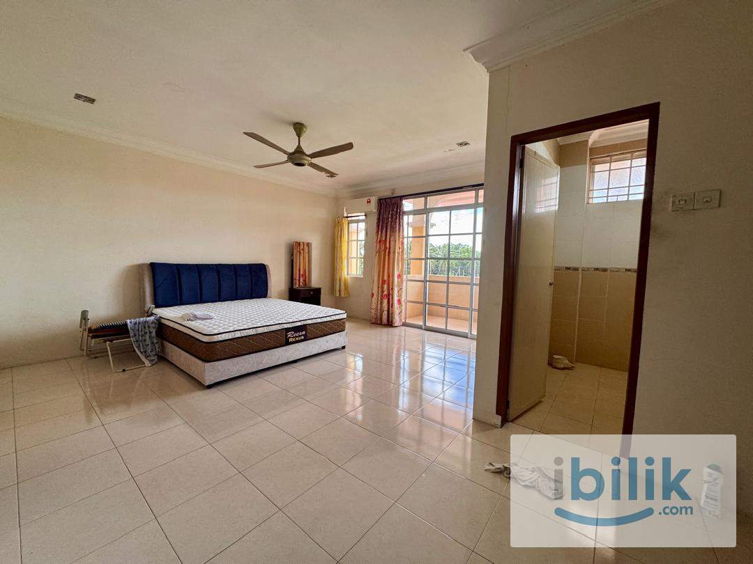 Sitiawan Master Room for rent  - Image 1