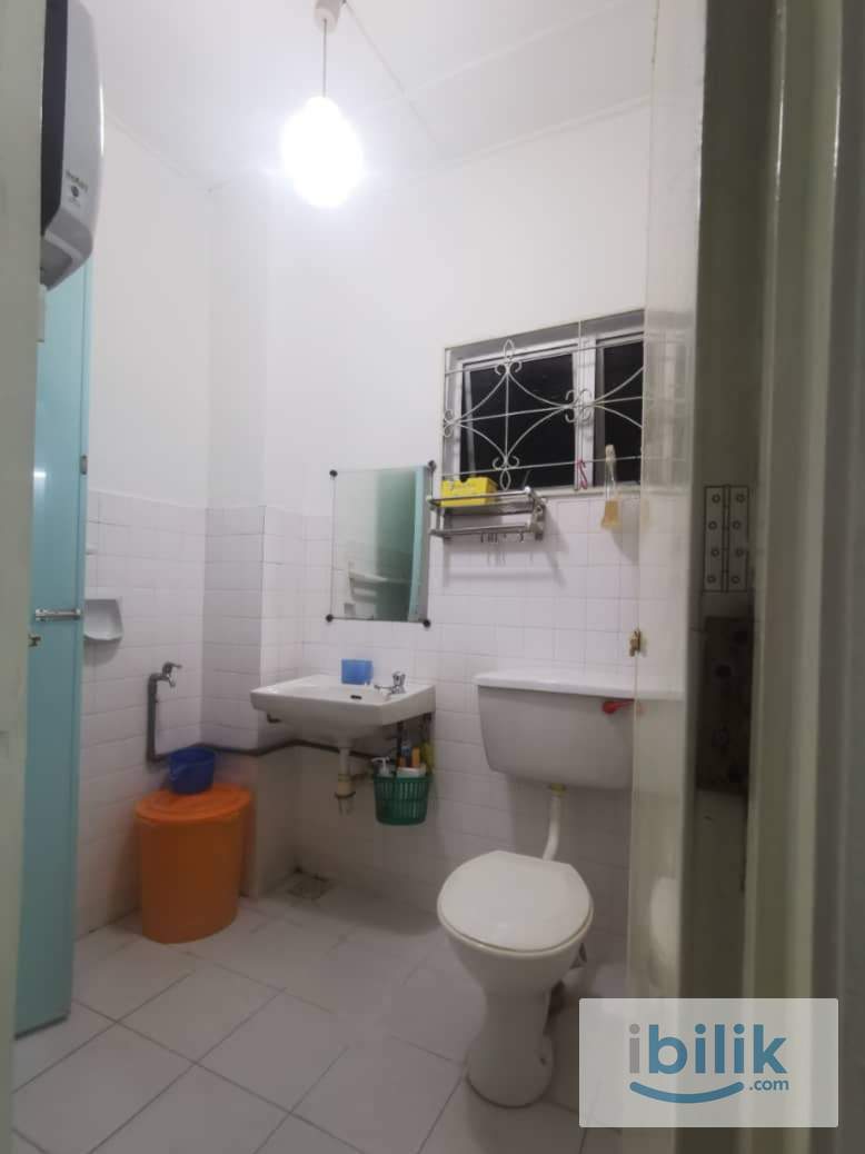 Middle   Room near to The Paradigm Mall, Kelana Jaya, Petaling Jaya - Image 3