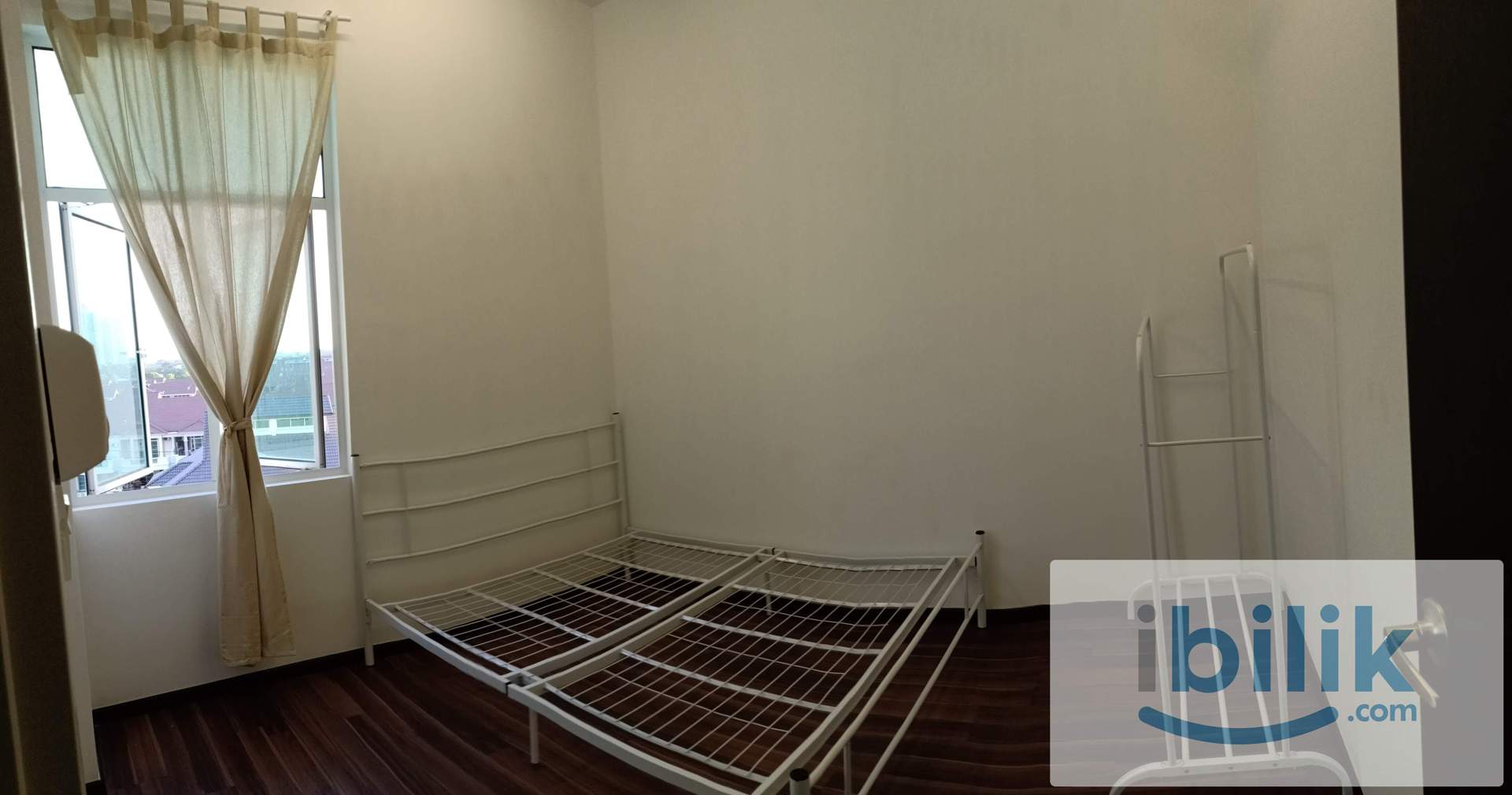 Middle Room at Seberang Jaya, Seberang Perai - Image 4