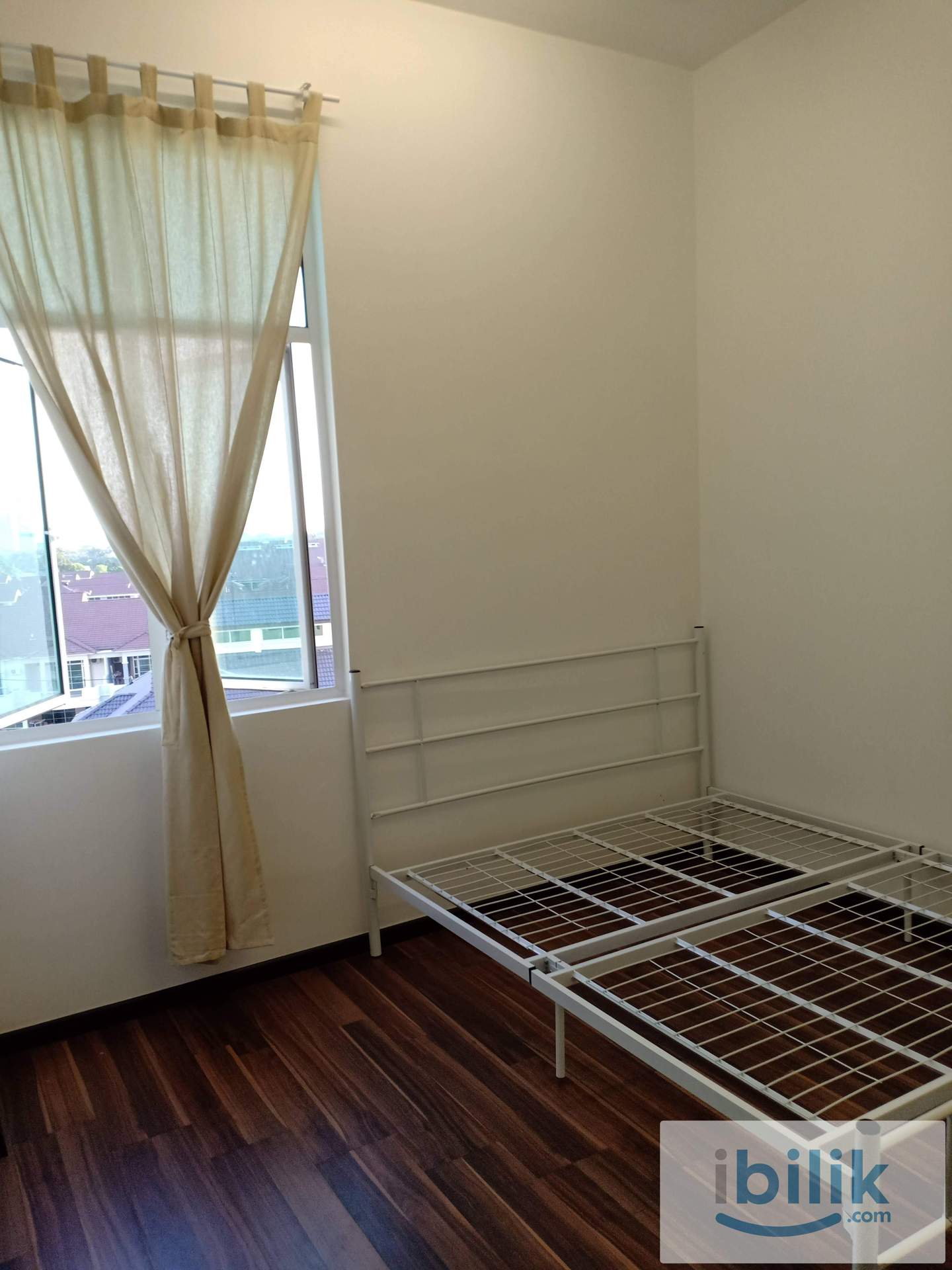 Middle Room at Seberang Jaya, Seberang Perai - Image 5