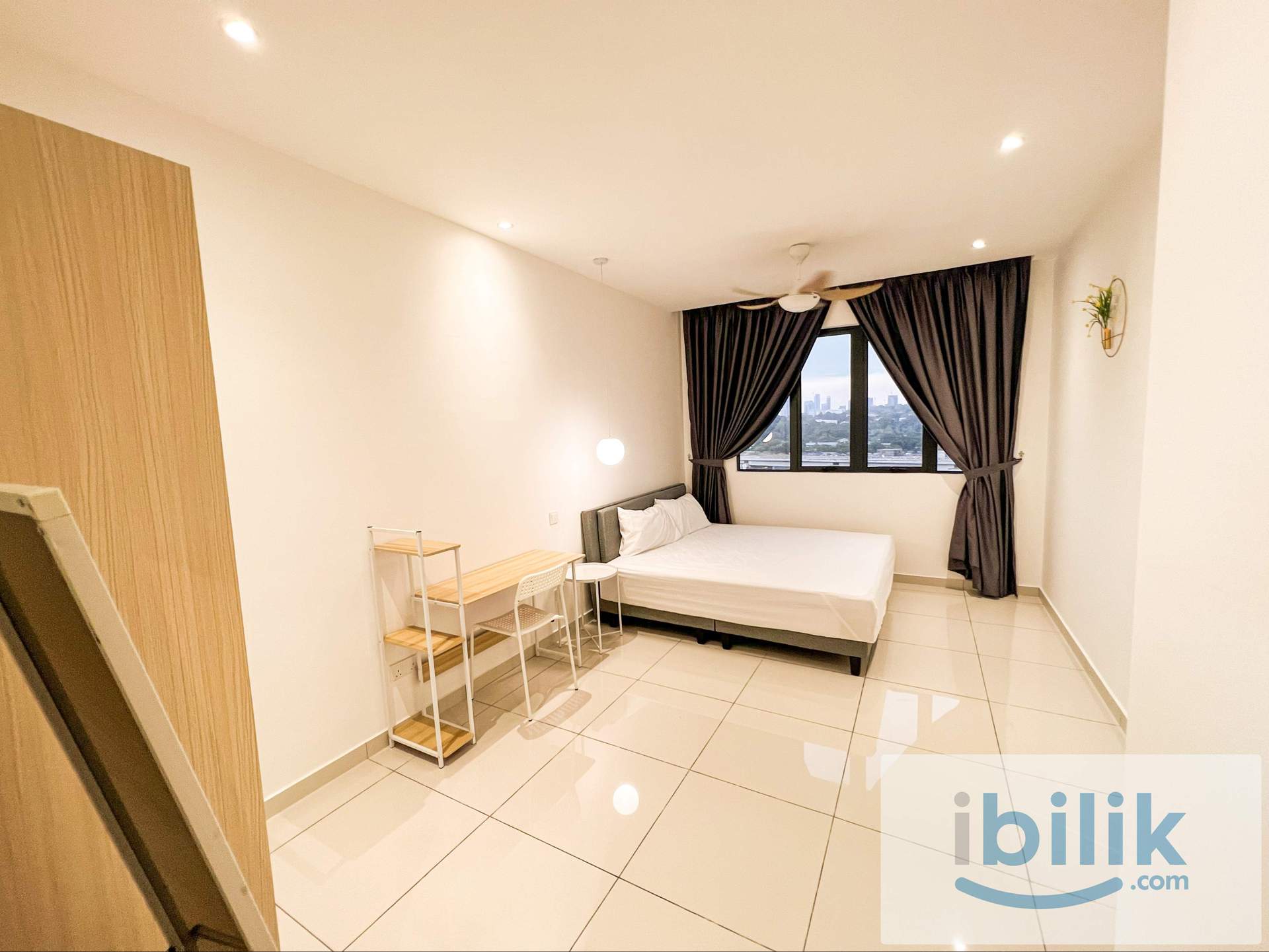 KL Master Room + Private Bathroom + Parking + Utilities, WIFI @ TRX, KL Sentral, KLCC - Image 1