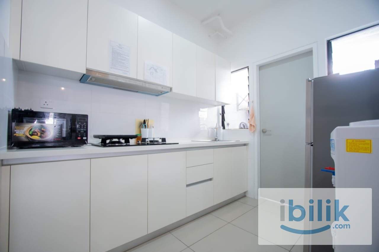 [Female Unit] Medium Room in The Greens Condo Seksyen 22 Shah Alam nearby MSU Geno Hotel KPJ Hospital KTM Batu Tiga - Image 2