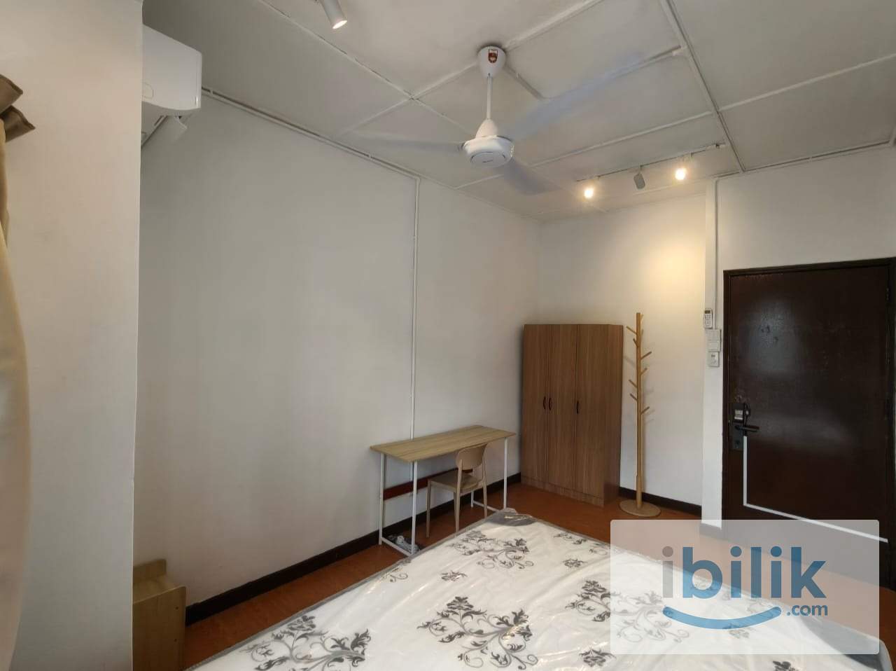 [Female Unit] Medium Room in USJ 2/2H, Subang Jaya Nearby LRT SS15 - Image 2
