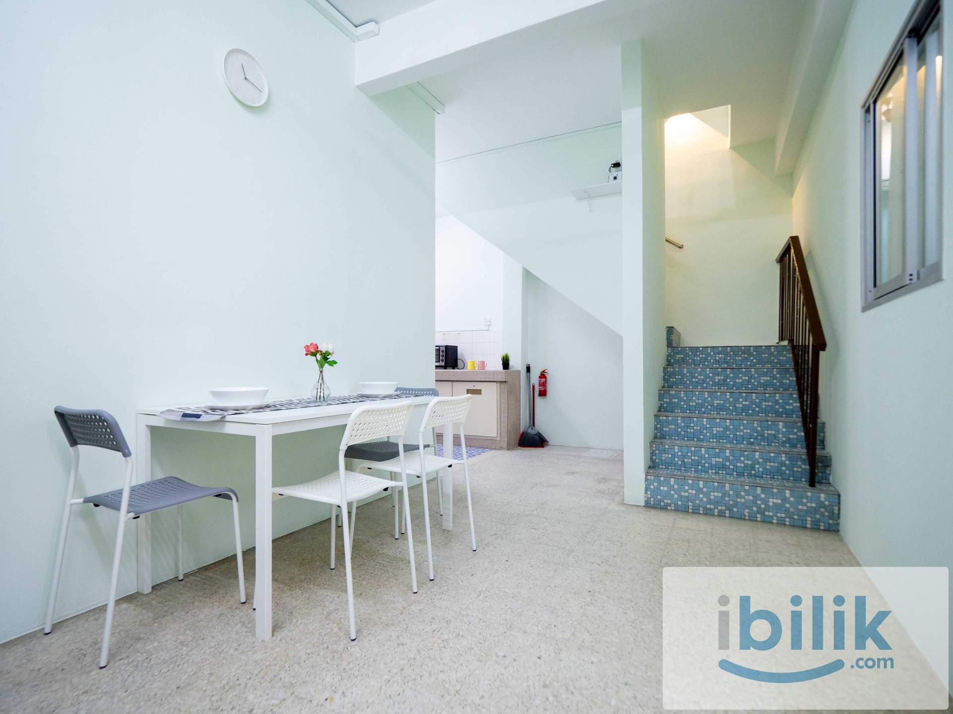 [Mixed Gender Unit] Medium room In Jalan S17/14, Petaling Jaya  Nearby UM - Image 2