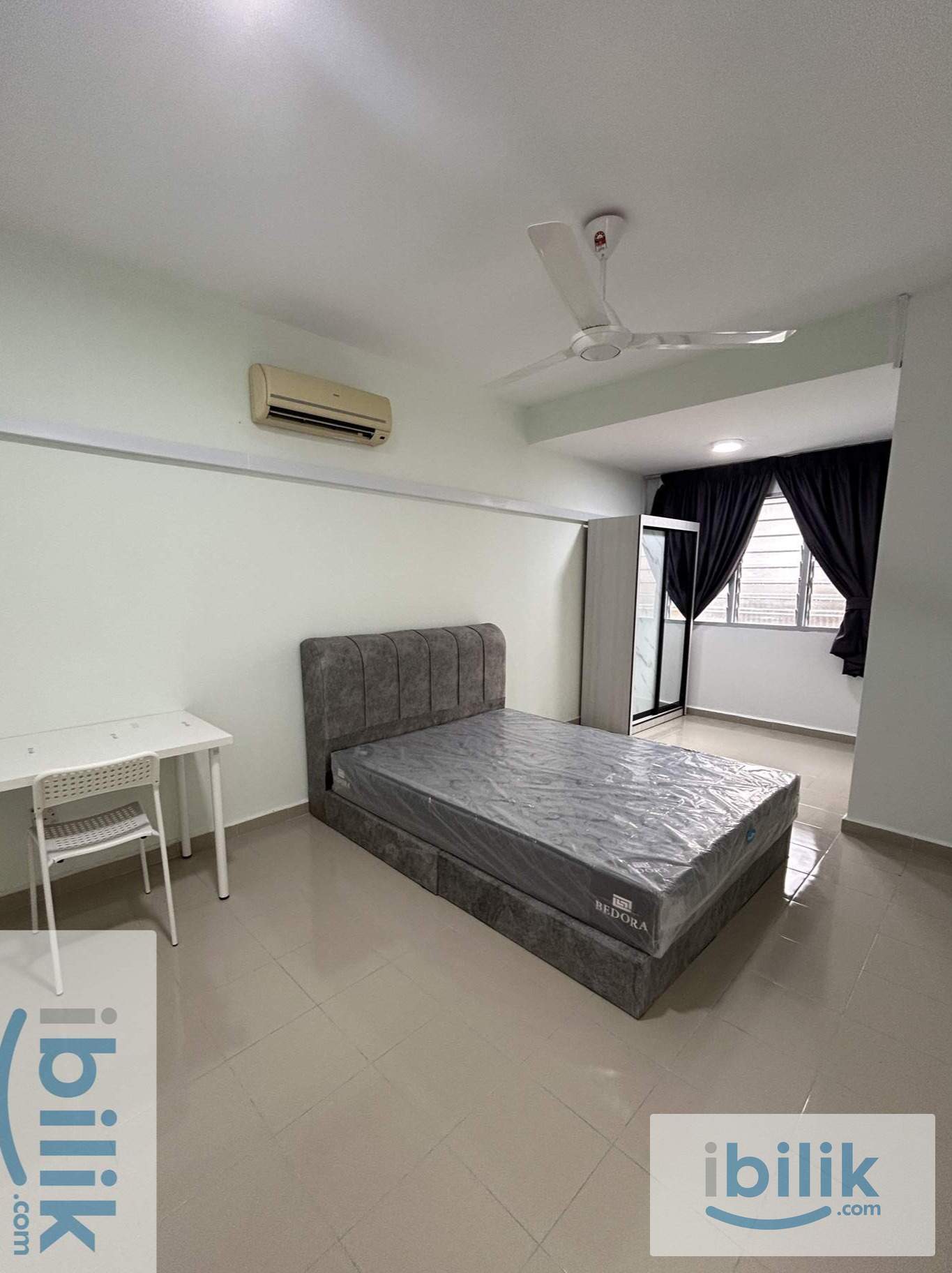 [Mixed Gender Unit] Medium room In SS21/13, Damansara Utama, Petaling Jaya Nearby Starling Mall LRT Kelana Jaya - Image 1