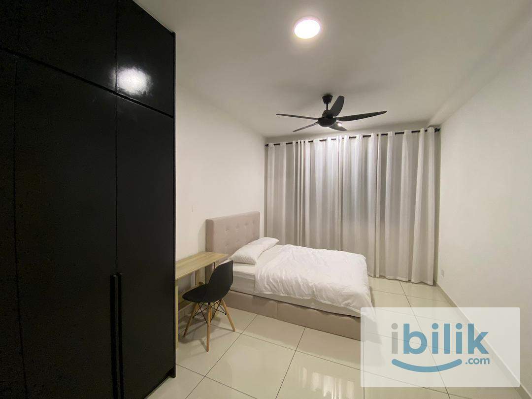 Master room at Damai Residensi Sungai Besi - Image 1