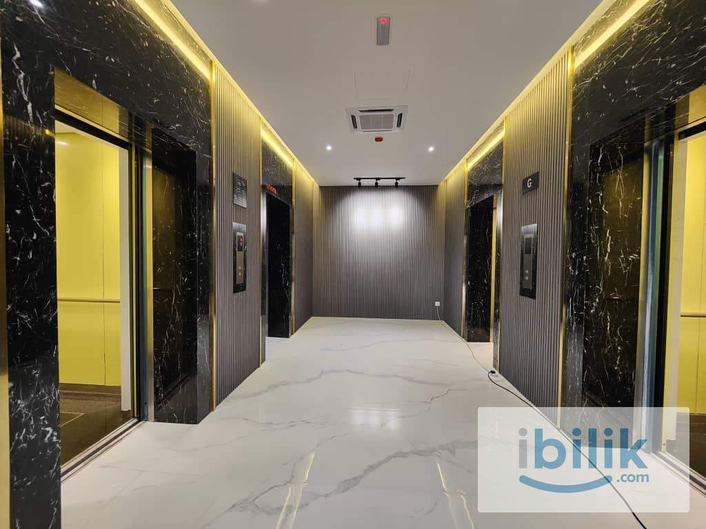 Master room at Damai Residensi Sungai Besi - Image 9