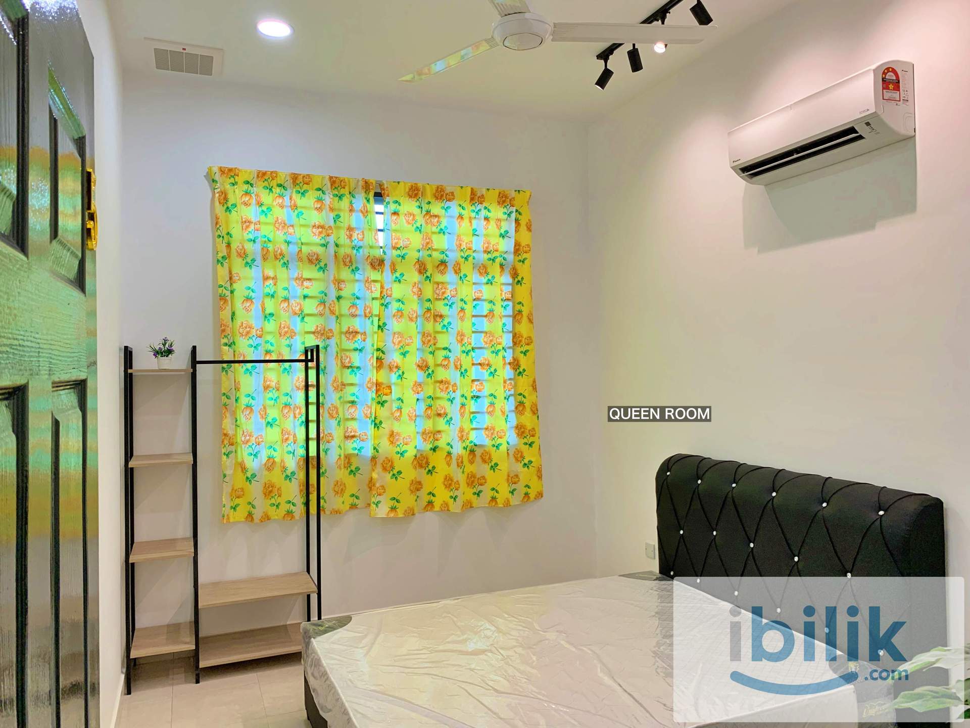 Platinum Queen Room @Near Hospital/Mahkota Banting (Female Only) - Image 2
