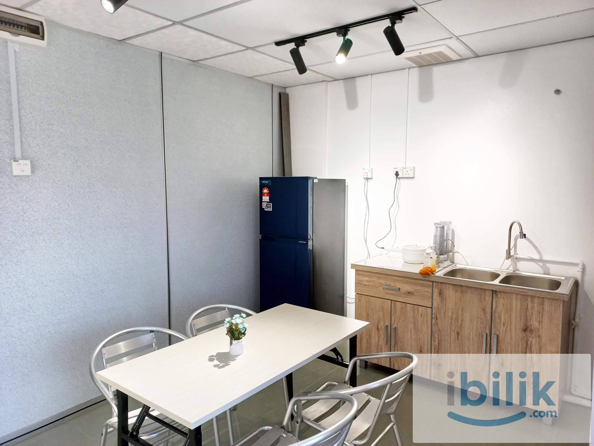 Medium Room @Near BSN/The Store Banting - Image 7