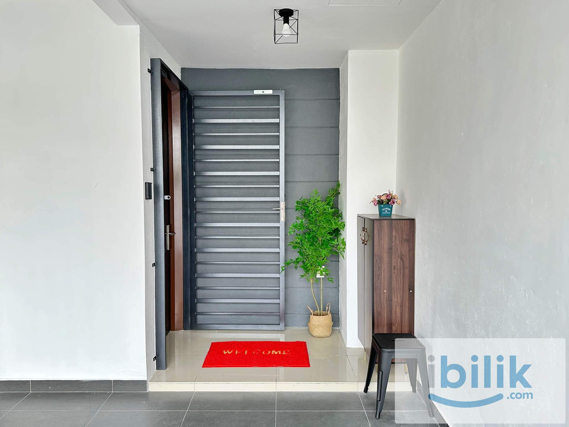 The King Room Near Mahkota Banting / Industrial Park / MCS College - Image 4