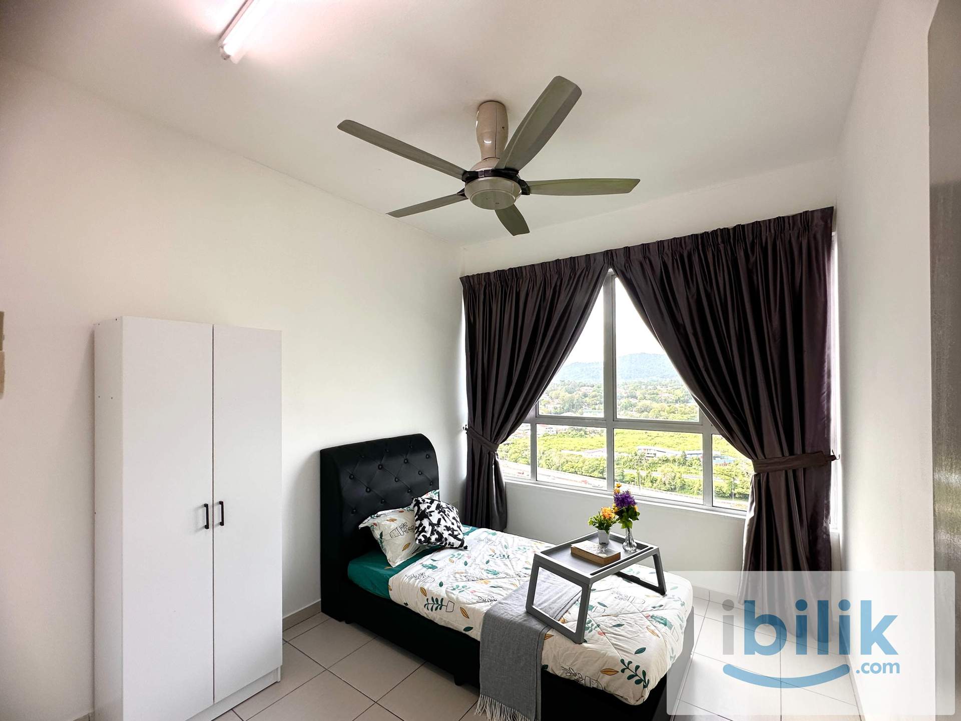 [300m to MRT] Non Sharing Female Medium room for rent at The Zizz @ Damansara North - Image 1