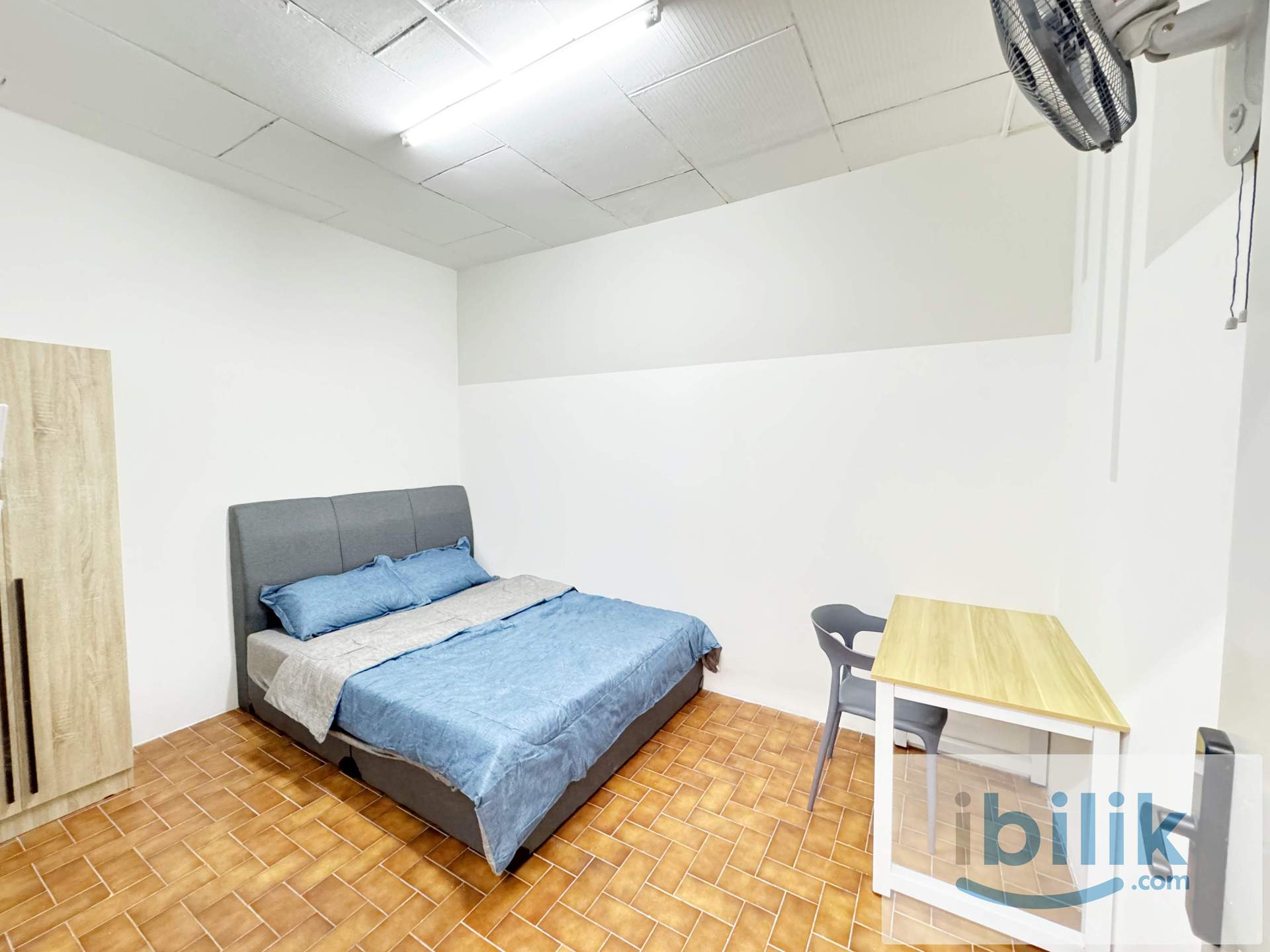 【New Renovated】Jalan Pedada Aircon Room at Taman Melodies, Johor Bahru - Image 2
