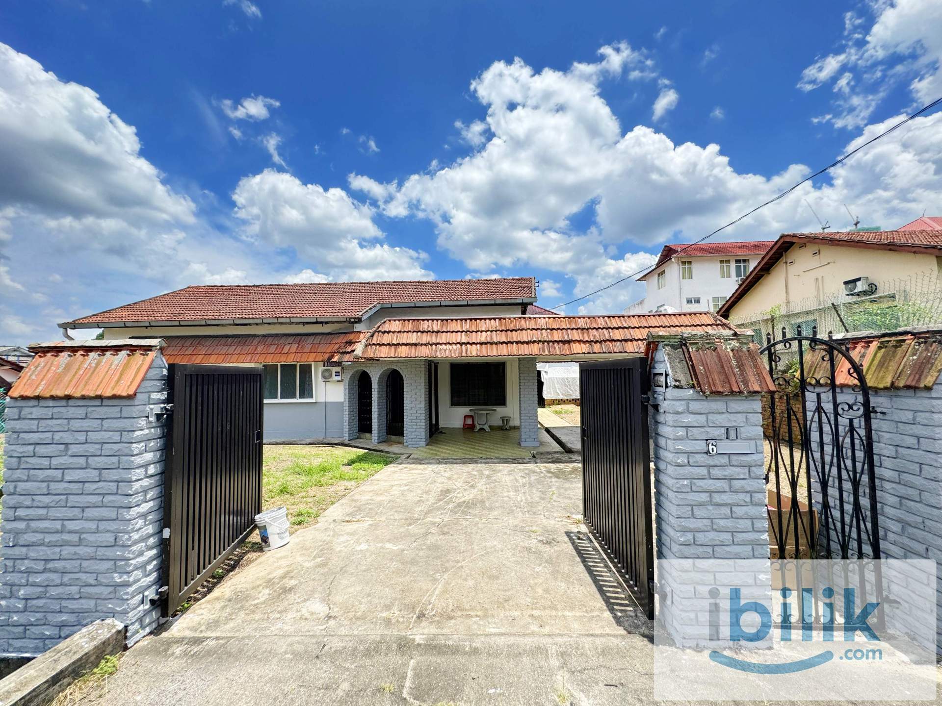 【New Renovated】Jalan Pedada Aircon Room at Taman Melodies, Johor Bahru - Image 8