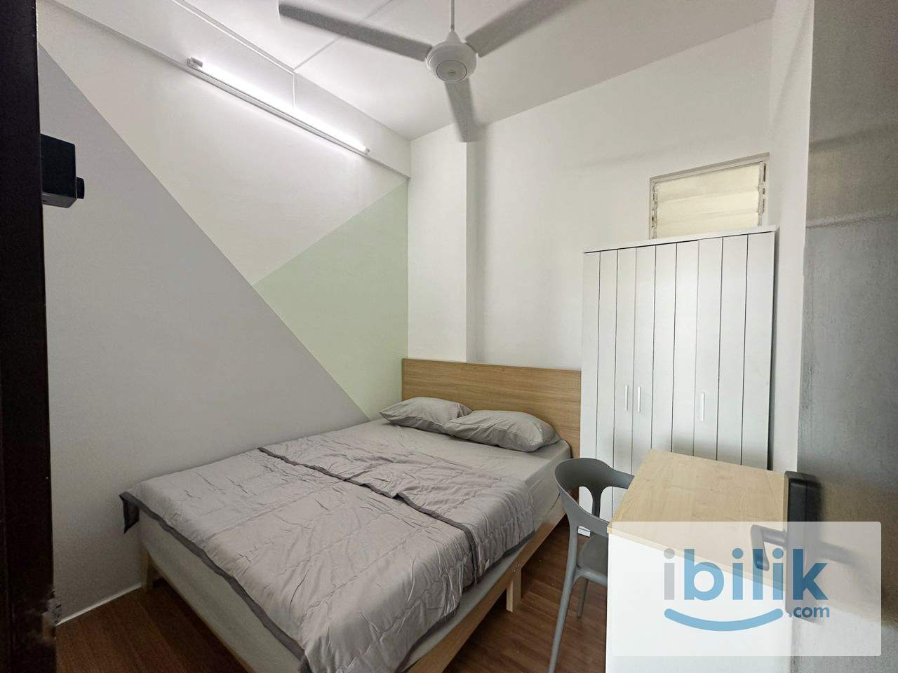 【New Renovated】Impian Meridian Aircon Room at USJ1  - Image 1