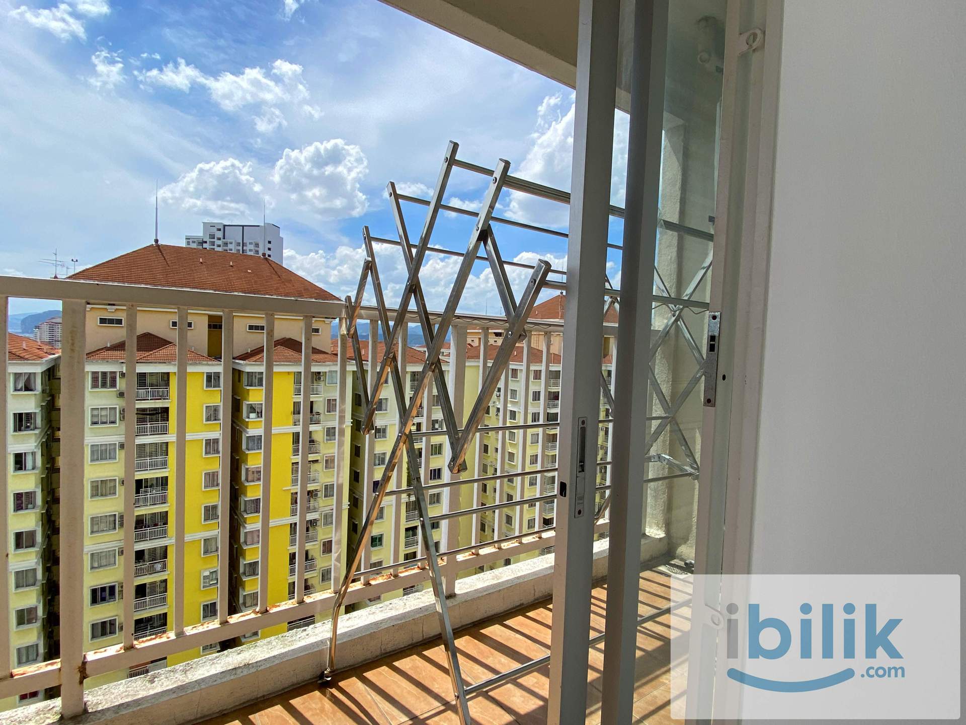 【New Renovated】Platinum Lake PV15 Aircon Room, Setapak - Image 2