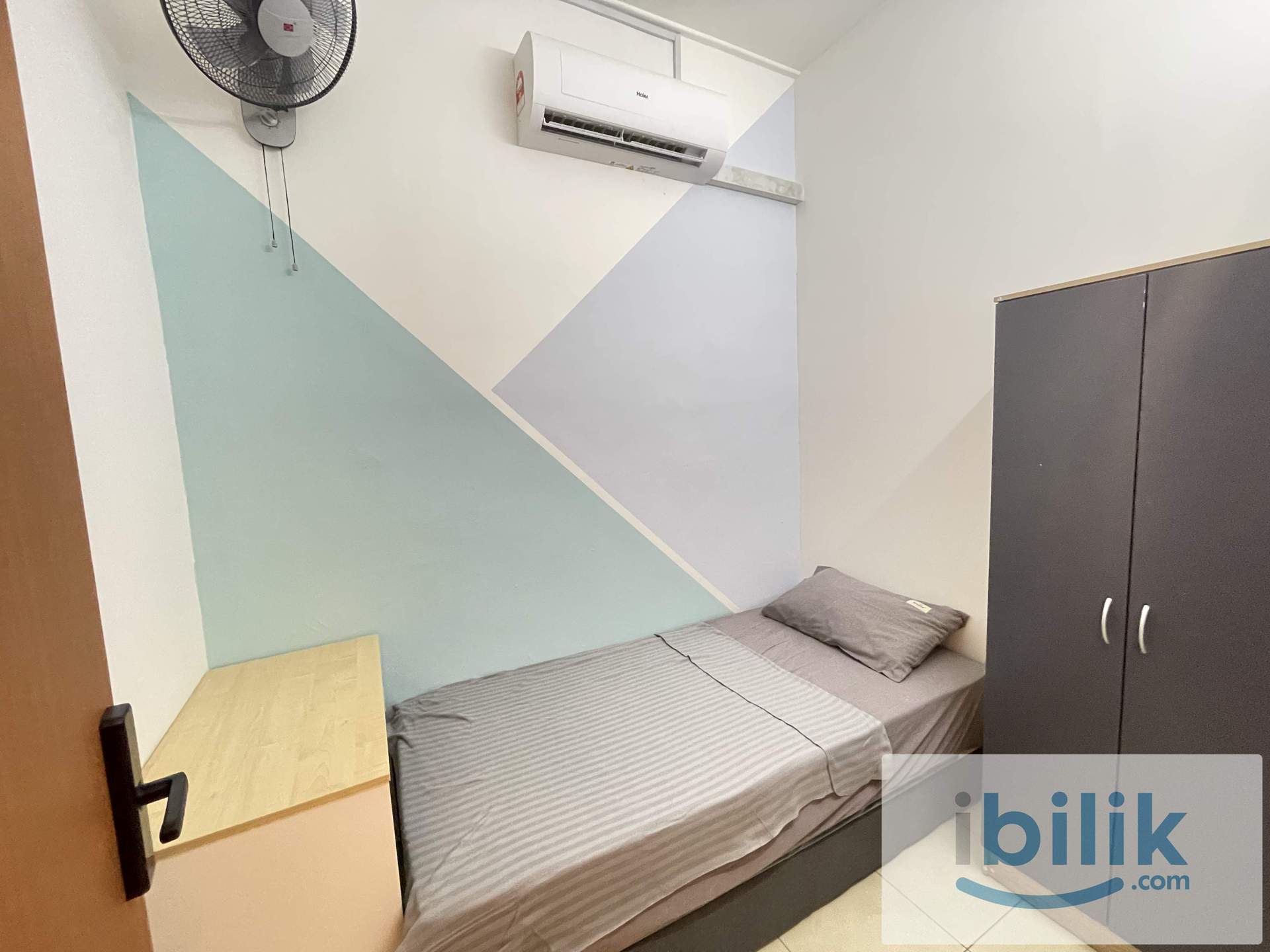 【New Renovated】Jalan Napoh Aircon Room at Johor Bahru, Near to CIQ - Image 3