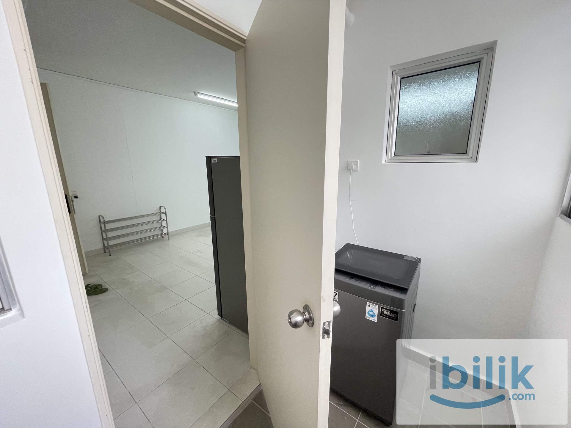 【New Renovated】Seri Mutiara Aircon Room at Setia Alam - Image 4