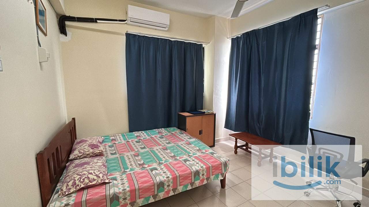 Cozy master bedroom walking distance to GH Pulau Pinang - Image 1