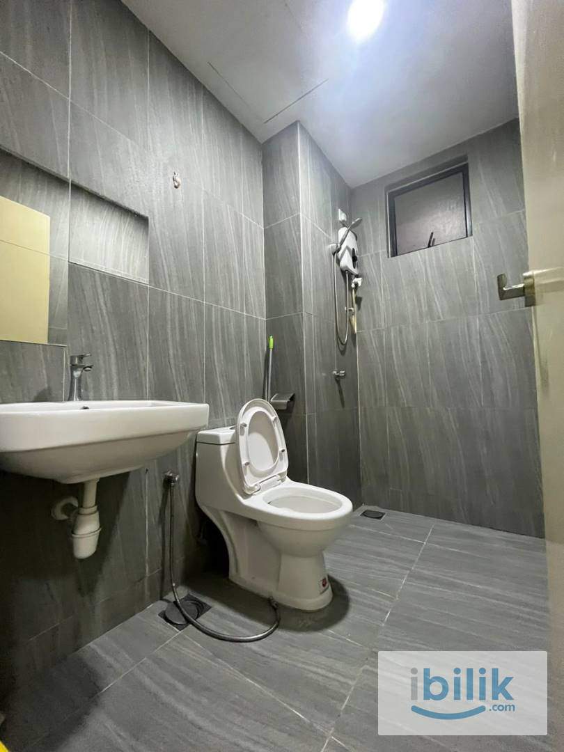 Master Room Walk to LRT Fully Furnished - Image 3