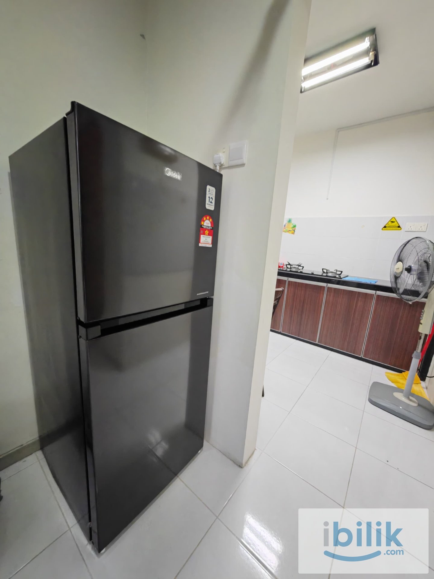 Middle Room for Rent at jelutong  - Image 6