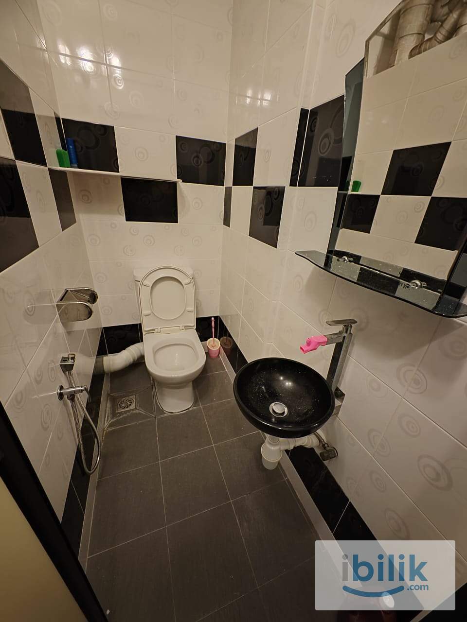 Room for Rent at jelutong  - Image 3
