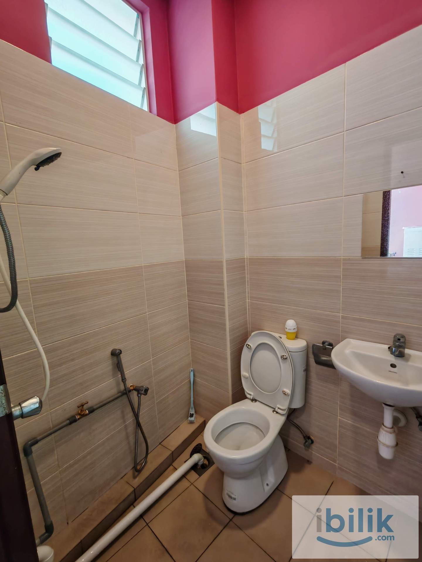 Georgetown Room for rent  - Image 3