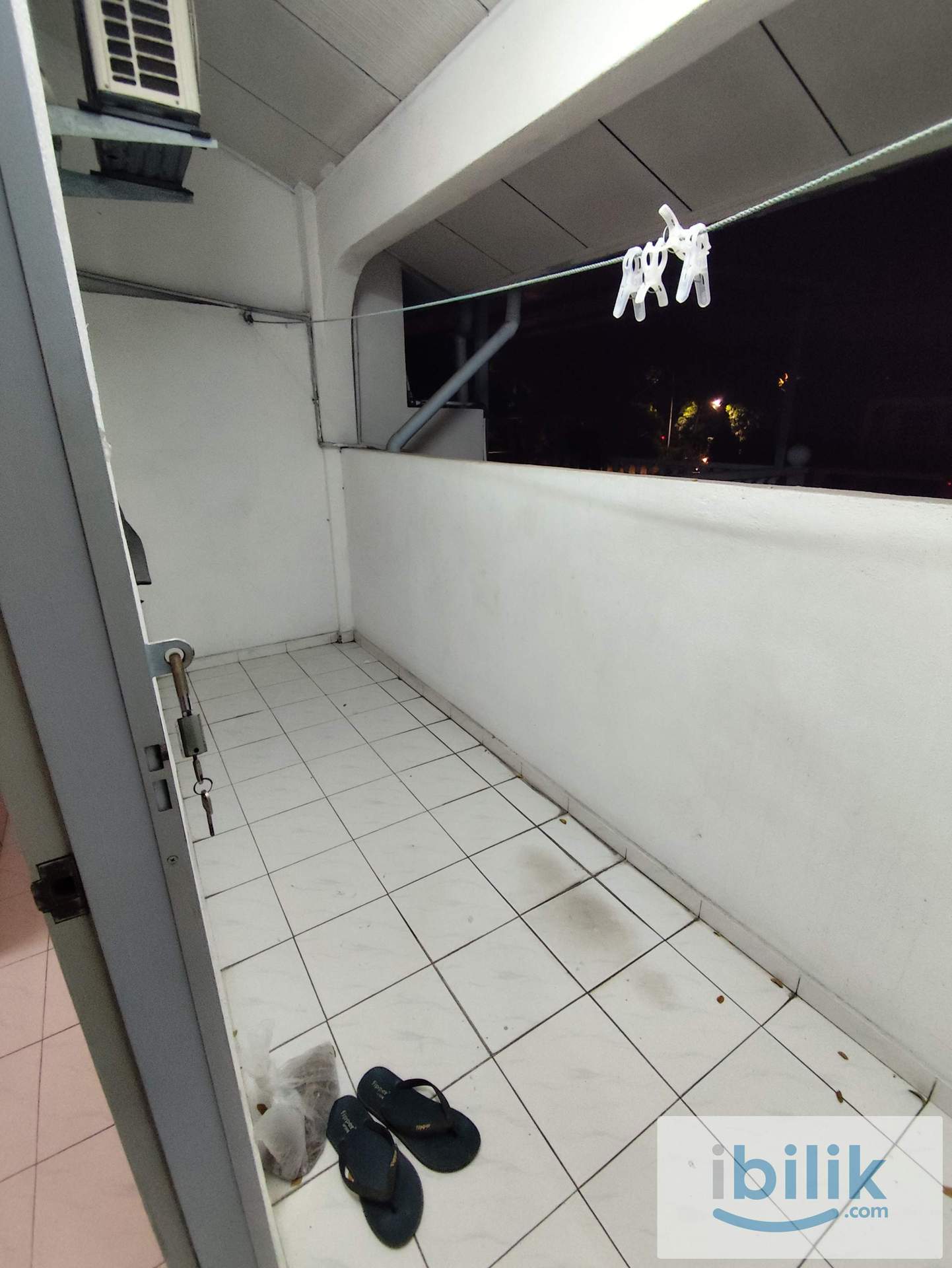 Master Room at Batu Berendam - Image 10