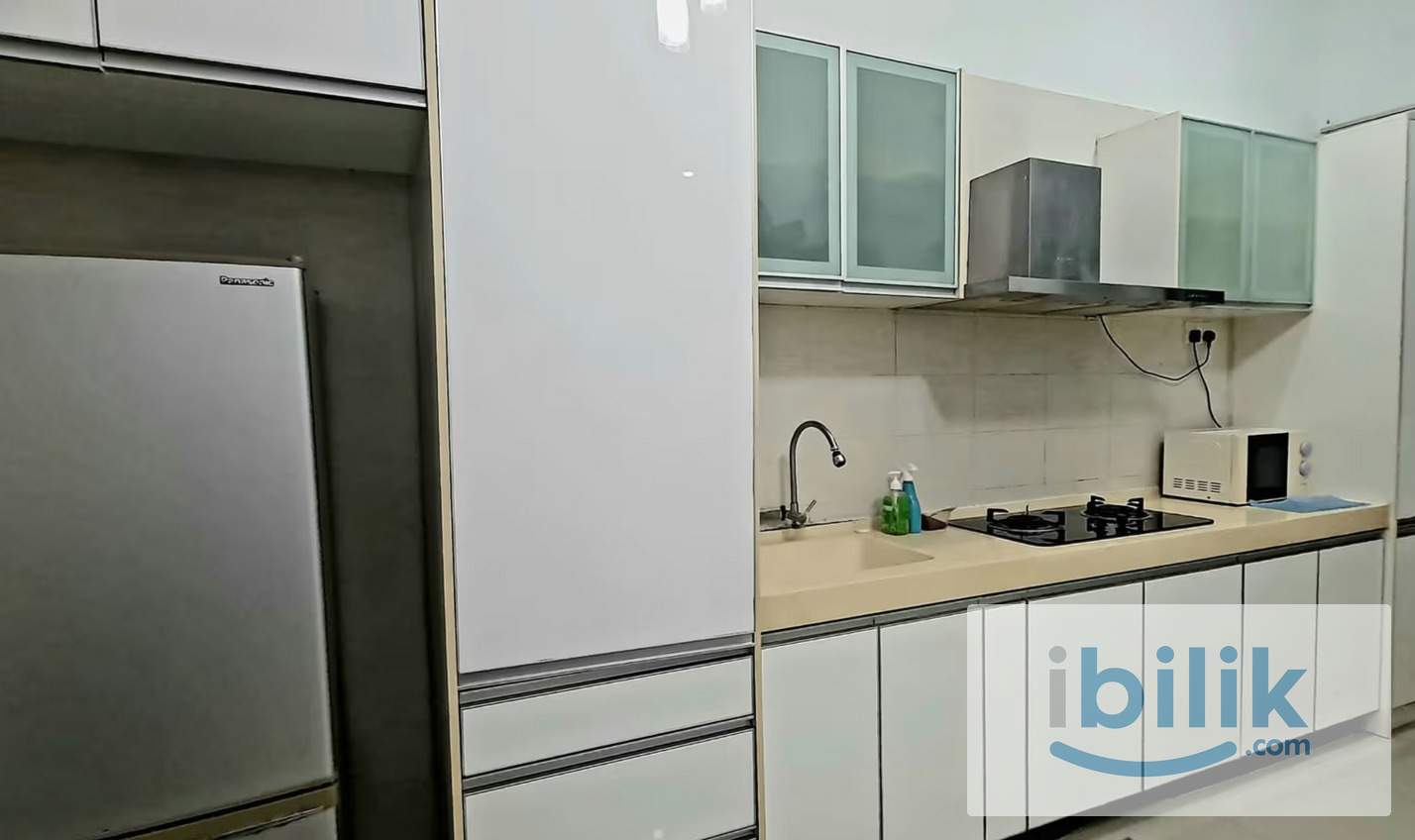 Medium Bedroom Near USJ Train Station (Impian Meridian Subang) MALE ONLY - Image 1