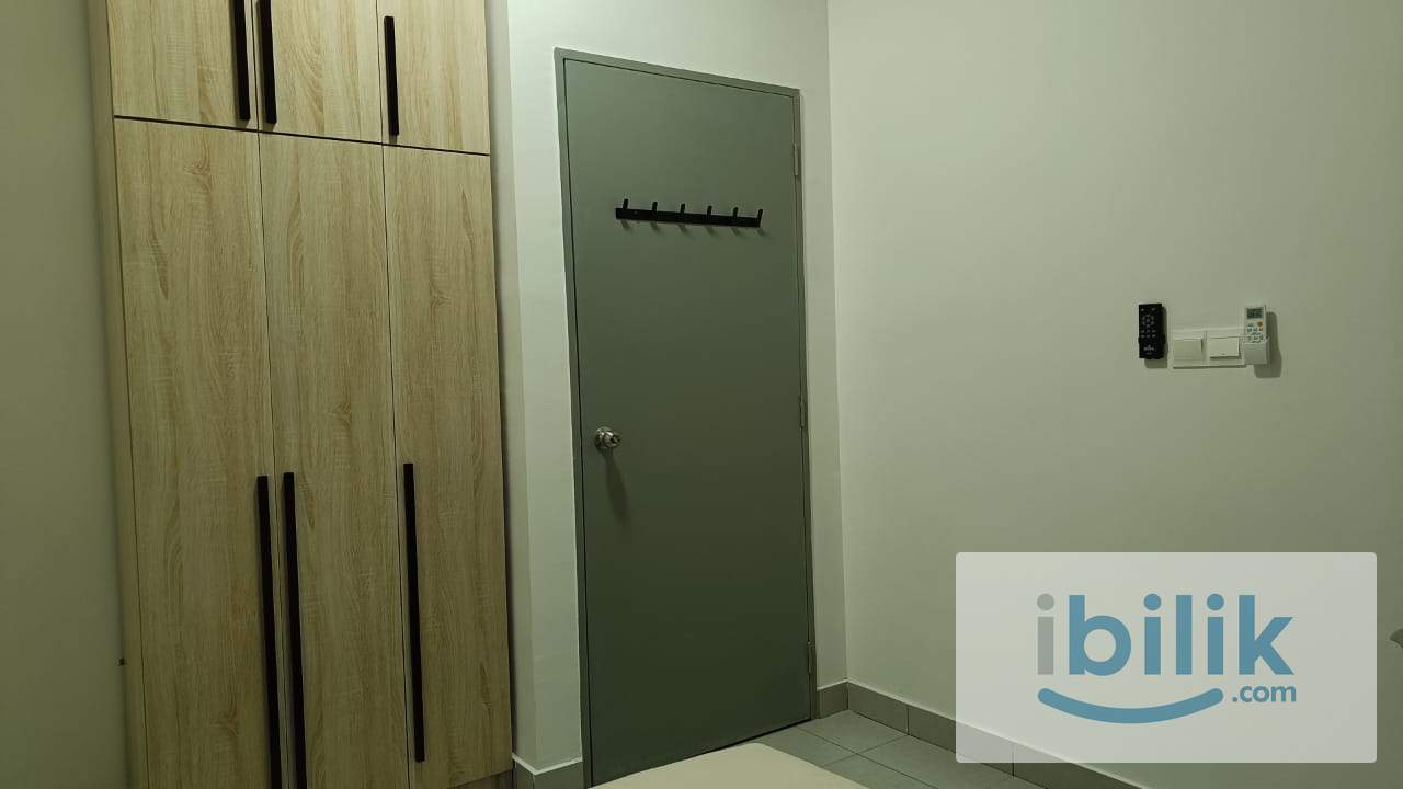 MIDDLE ROOM @ NETIZEN 🏡 BANDAR TUN HUSSEIN ONN – FULLY FURNISHED 🧑🏻👩🏻MIXED UNIT (A Well-Maintained, Clean & Comfortable  - Image 2