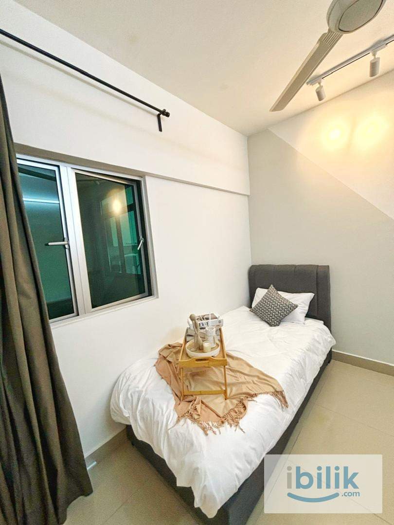 [FEMALE UNIT] LRT AWAN BESAR RM 800 MIDDLE ROOM - Image 3