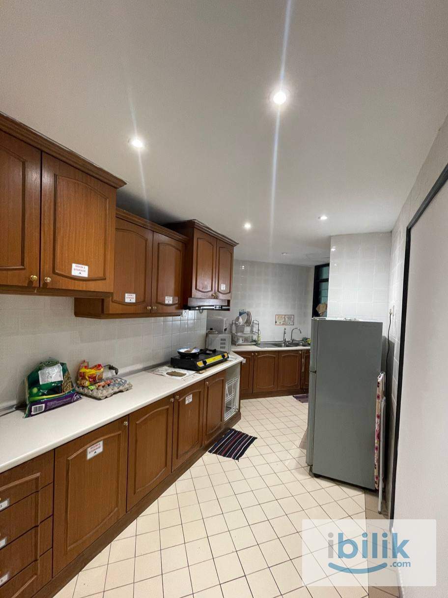 ZERO DEPOSIT KL CITY , Large room with aircon for rent Beside LRT PWTC - Image 3