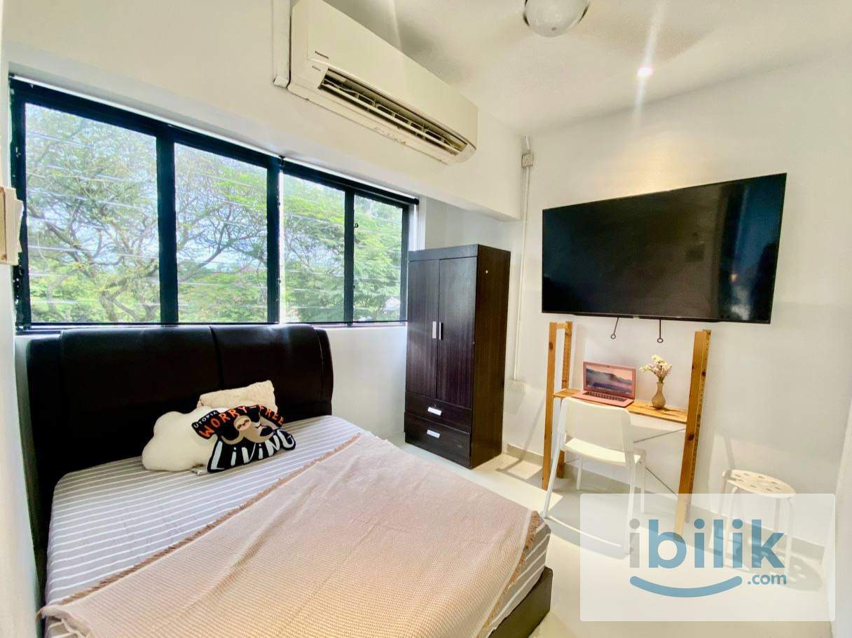 Queen room in TTDI, Zero Deposit - Image 1