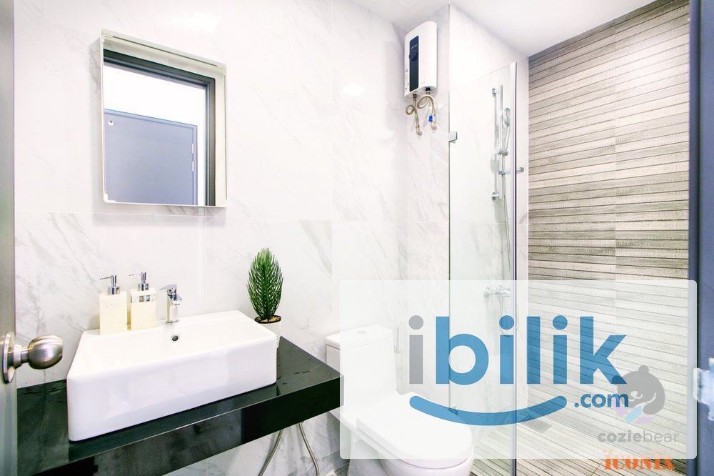 MRT Kota Damansara Segi College KDU Fully Furnished Middle Room - Image 3