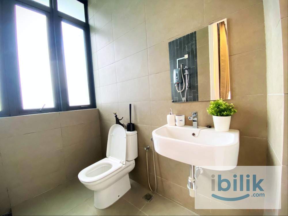 Middle Room Move In Ready Near Oasis Damansara - Image 2