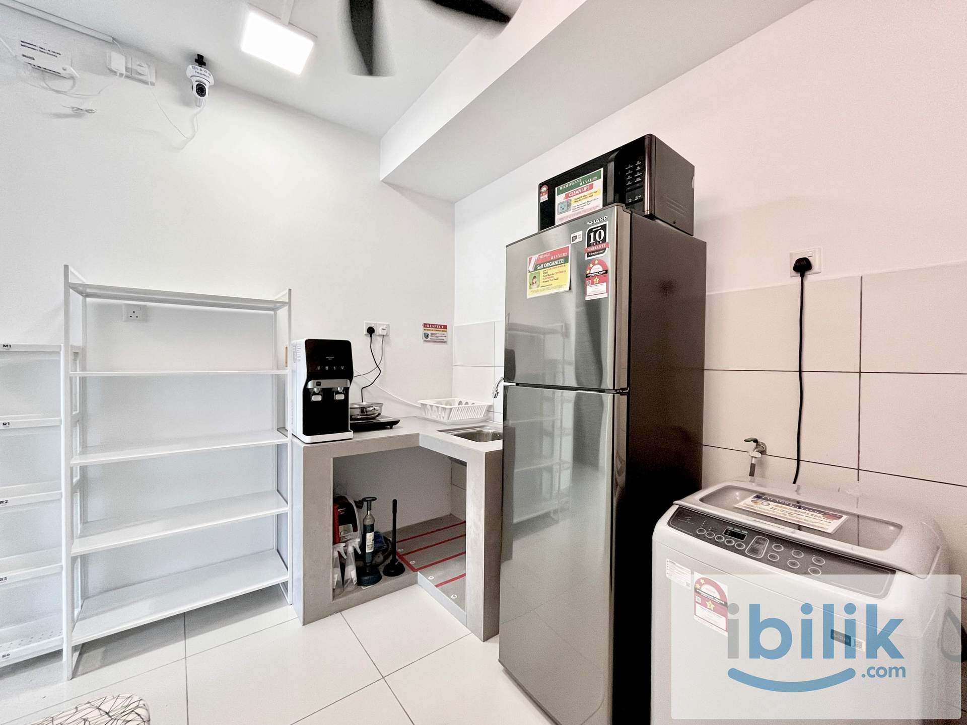 LRT USJ 7 Middle Room for Rent at Edumetro @ Subang Jaya - Image 2