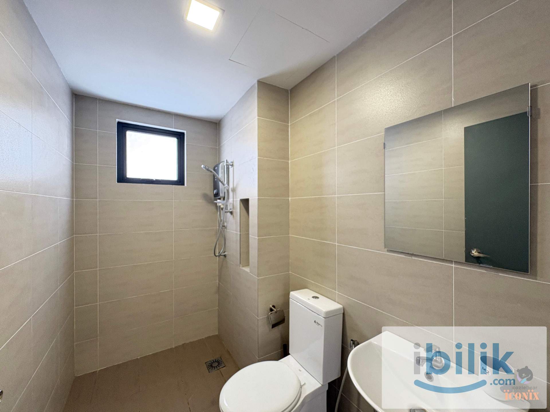 LRT 3 Shah Alam Line Trio Residence Lotus Furnished Affordable Master Bedroom Private Toilet - Image 5