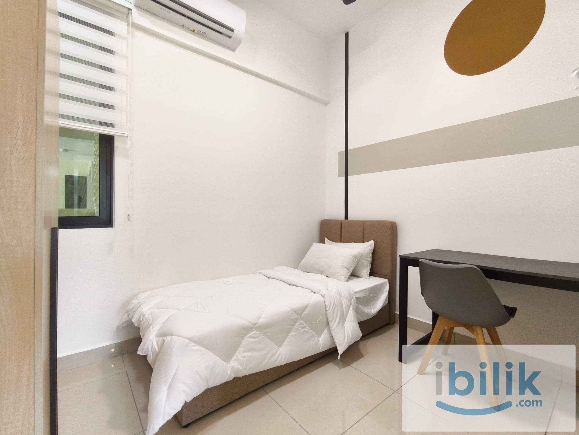 Fully Furnished Single Room Available  - Image 1