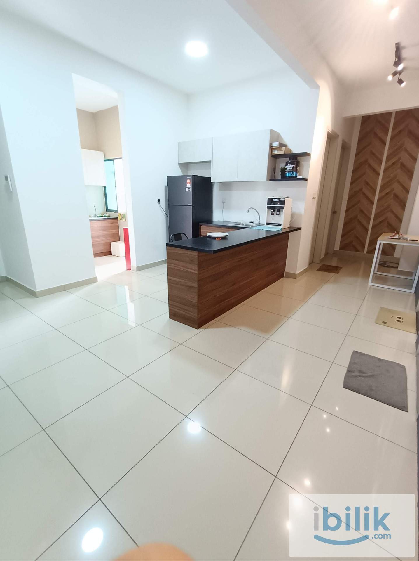 Private Bathroom with Bathtub Master Room near Sungai Besi - Image 2