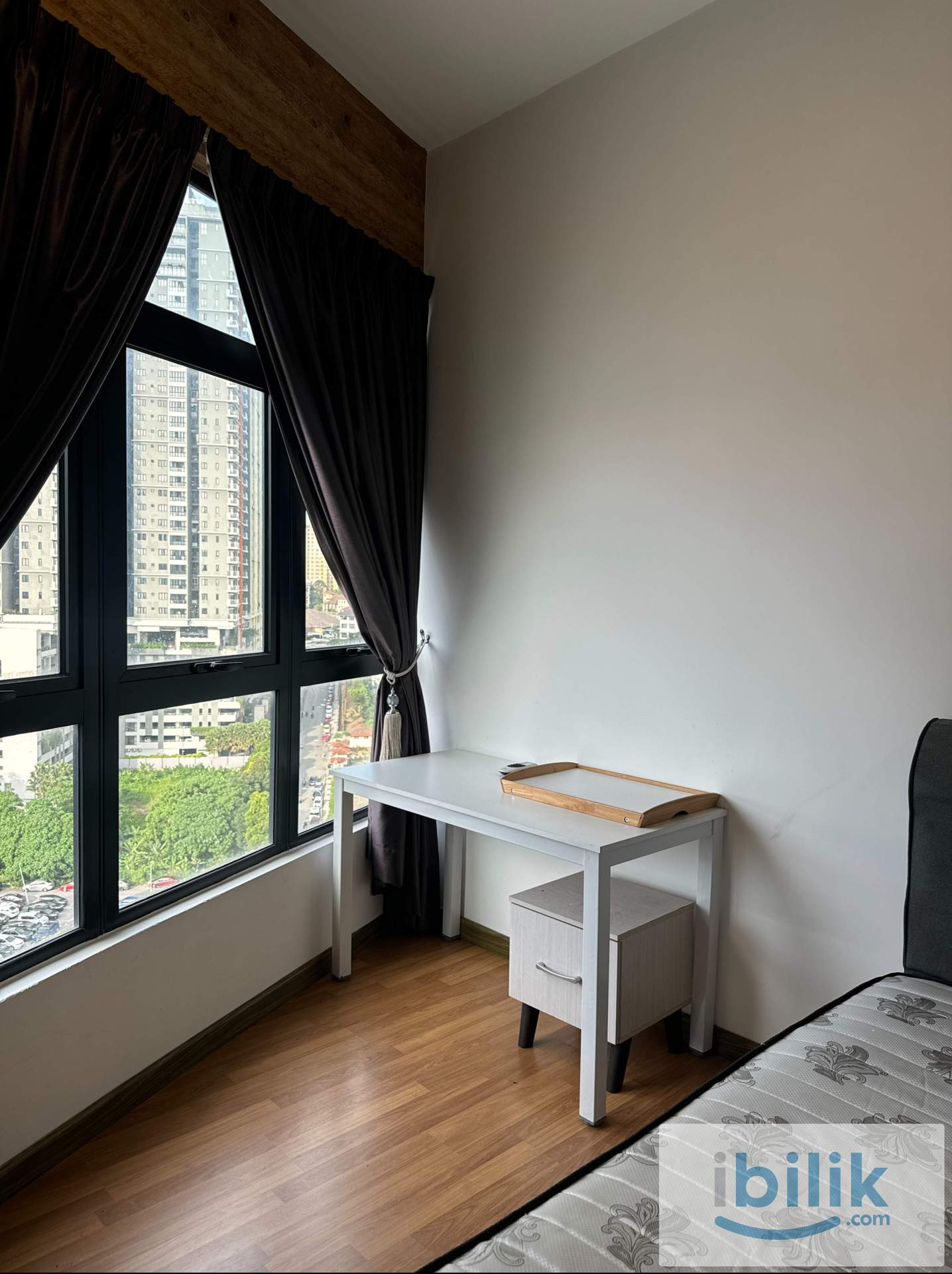 Ideal Master Room for Female Student Near KLCC - Image 3