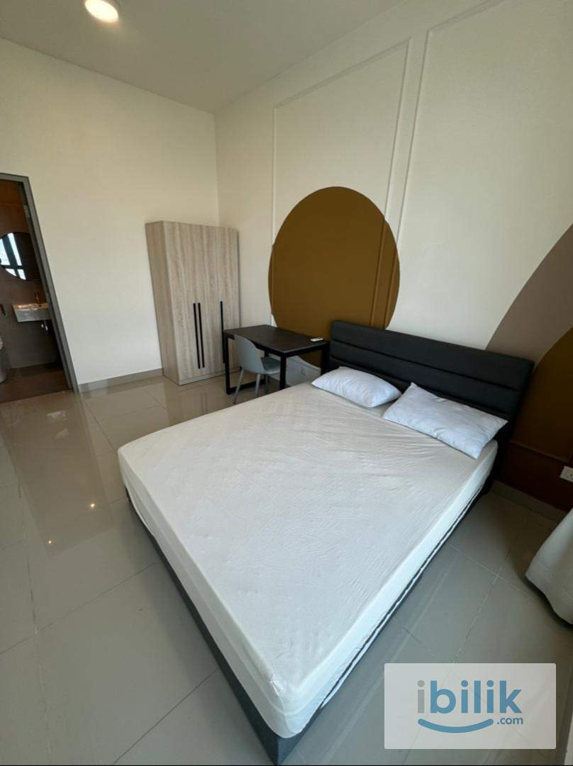 Beautiful Master Room near Taman Wahyu  - Image 2