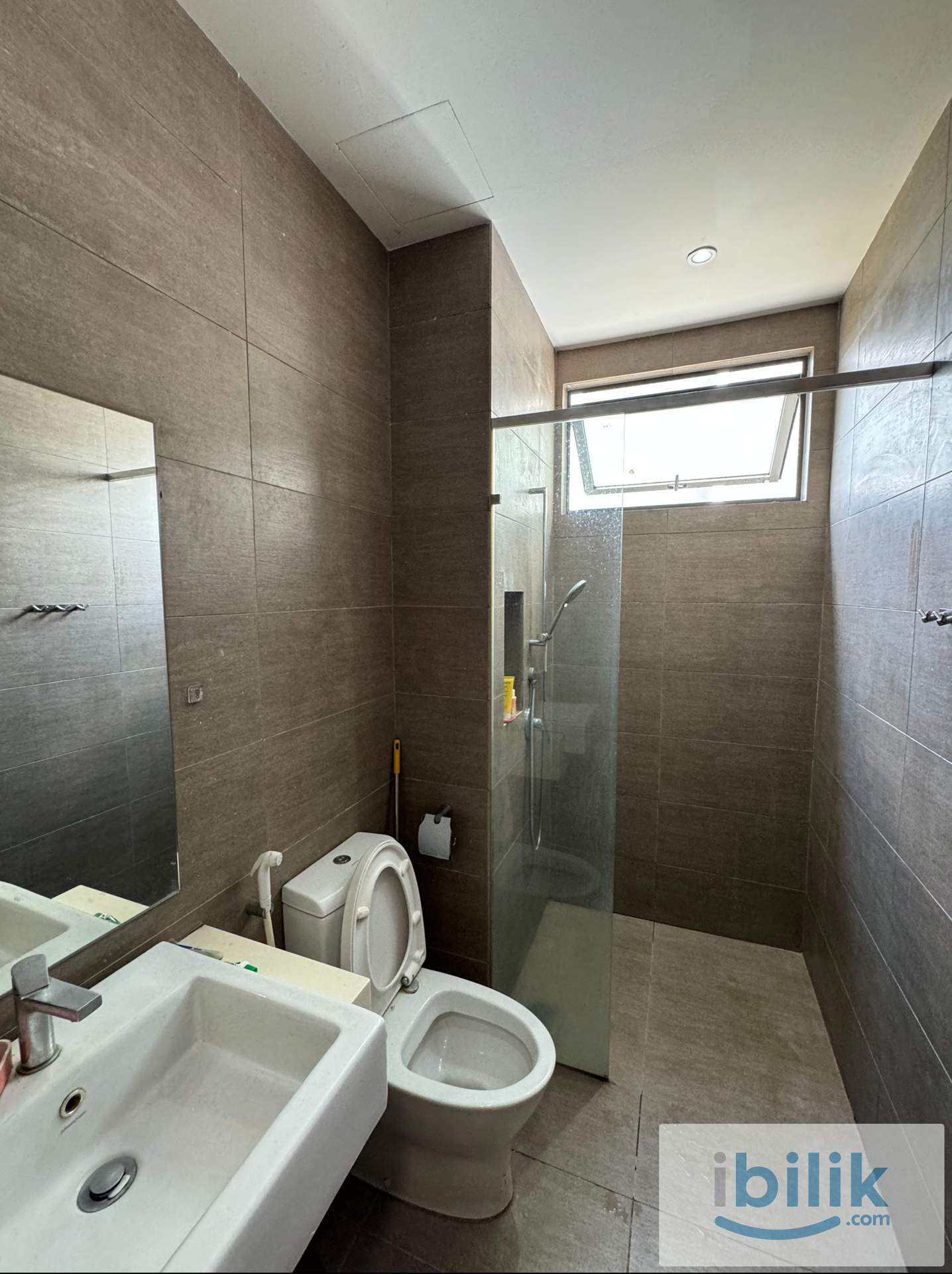 3rooms 2baths Female unit Single Room  - Image 3