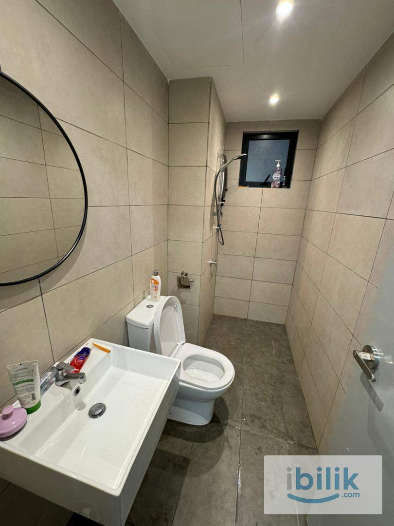 Beautiful Fully Furnished Balcony  Room near Kepong  - Image 5