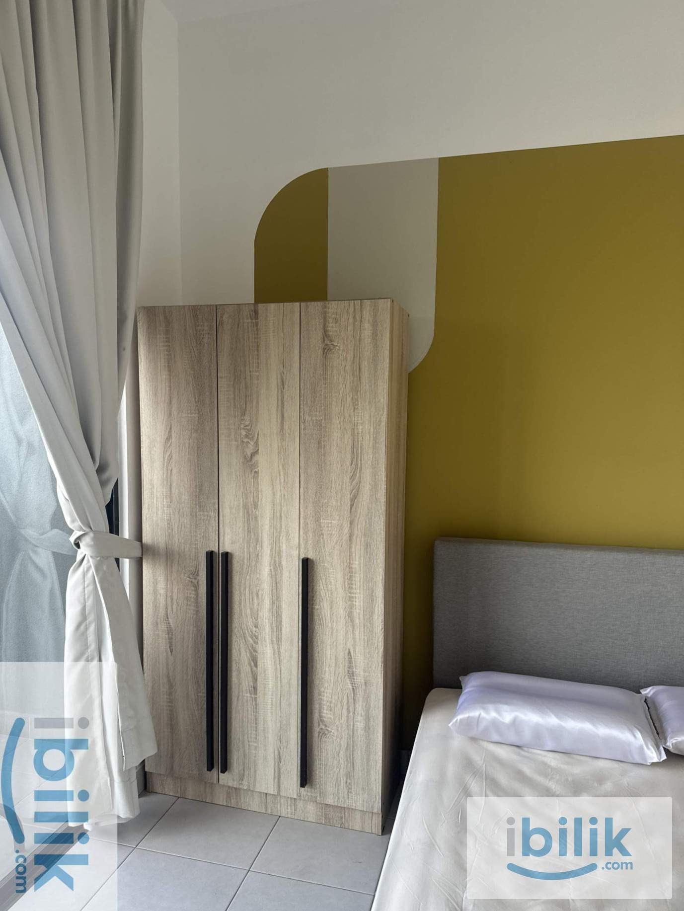 Fully Furnished Middle Room near MRT  - Image 2