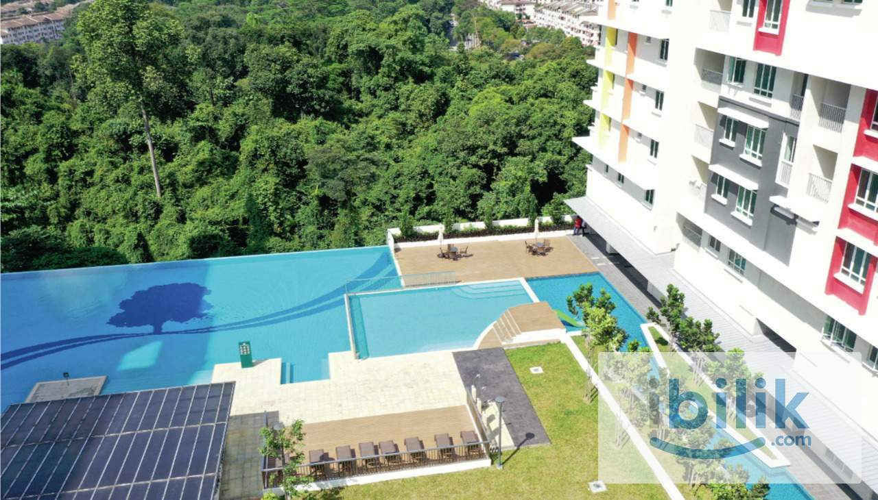 Middle Room For Rent at Suasana Damansara Damai Residence - Image 5