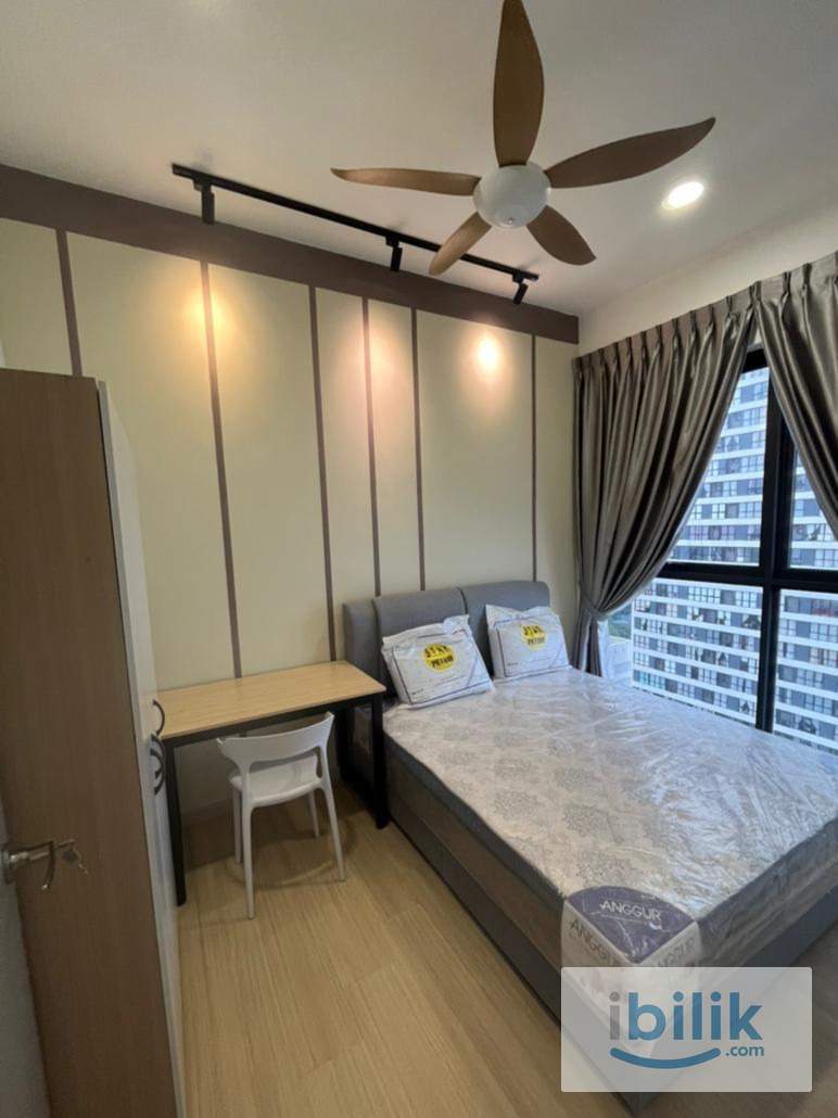Middle Room at D'Sara Sentral - Serviced Apartment, Shah Alam - Image 1
