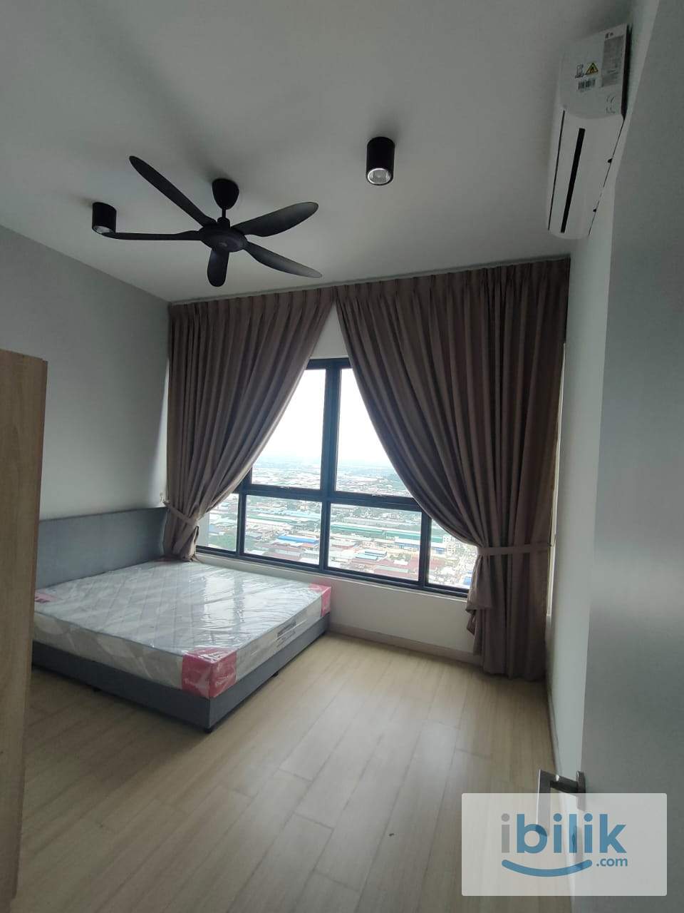 Middle Room at D'Sara Sentral - Sungai Buloh - Image 1