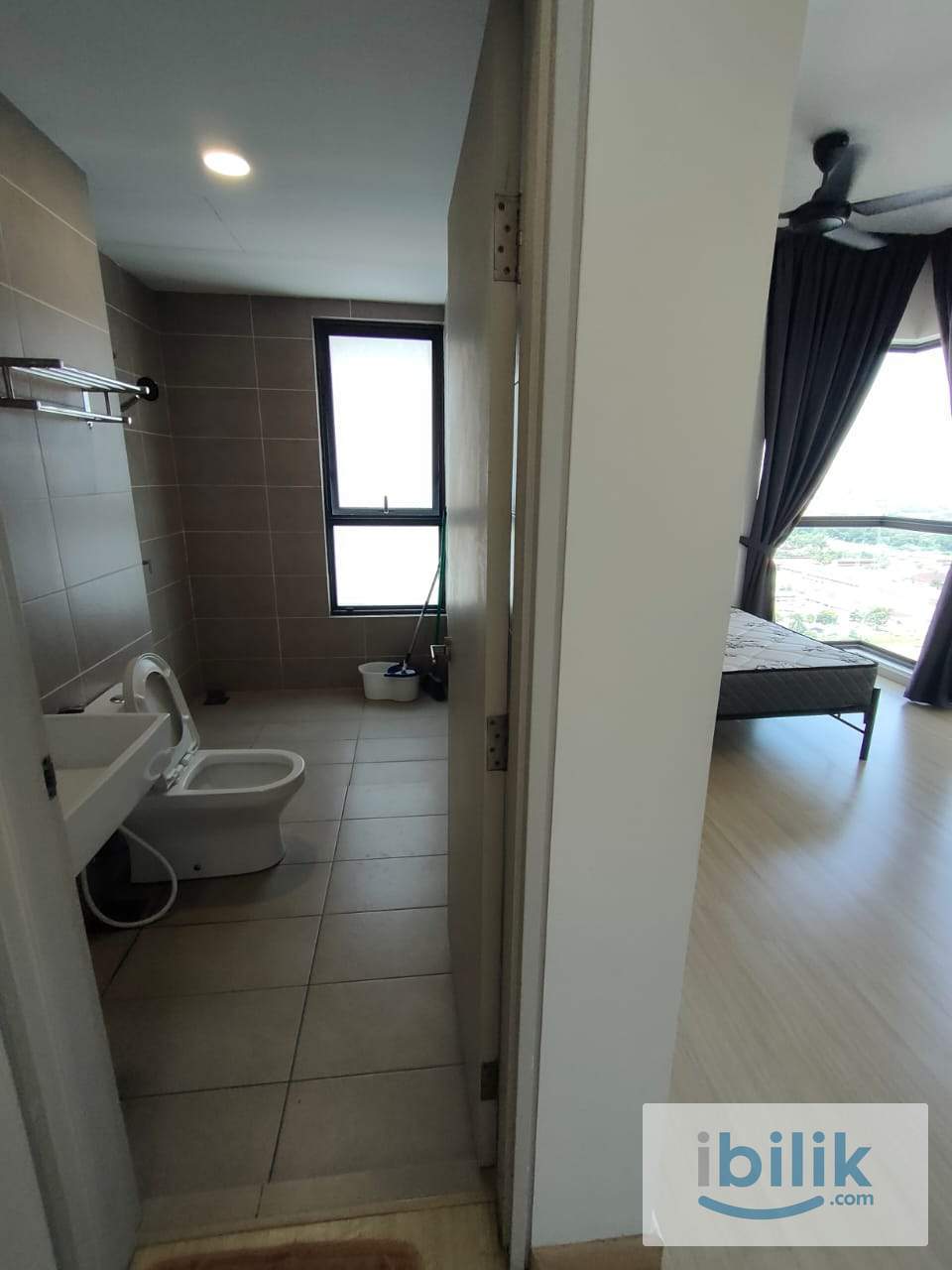 Master Room For Rent at D'Sara Sentral Sungai Buloh - Image 5